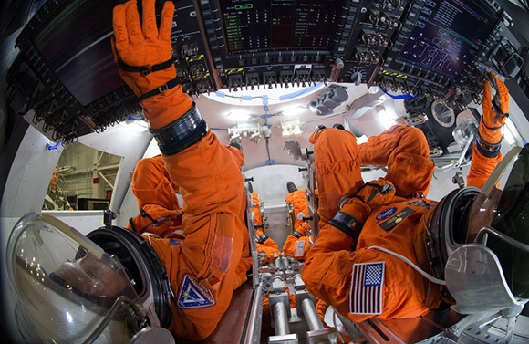 NASA-Orion-580-4
