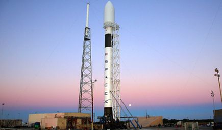 FALCON9ONPAD-435