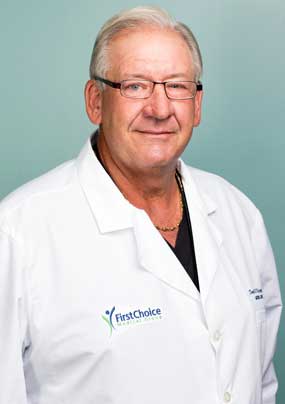 Dr. Donald Vliegenthart is focused on non-surgical orthopaedic care for patients with back, neck and joint problems and is fellowship-trained in orthopaedic surgery.