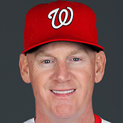 Nationals pick up 2016 option on manager Matt Williams