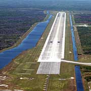 Shuttle Landing Facility at KSC Transferred From NASA To Space Florida ...