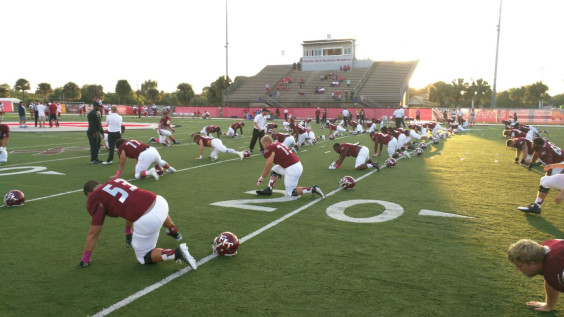 Florida Tech going through pre game warm ups. (SpaceCoastDaily Image)