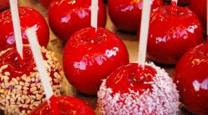 Space-Coast-State-Fair-candy-apples-580