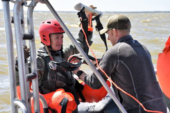 Rescue Aircrews Practice Open Water Survival Techniques In Brevard ...