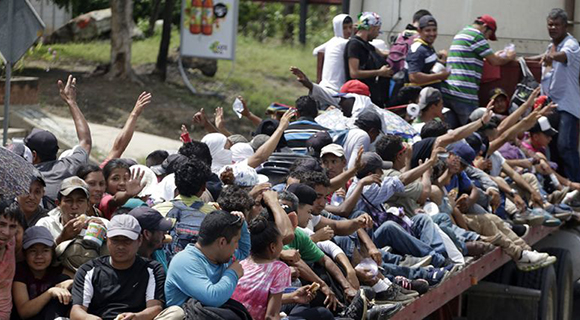 Migrant Caravan Bound For U.S.-Mexico Border, President Trump Threatens ...