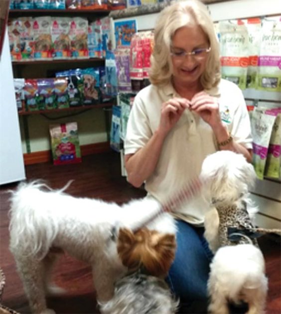 WATCH Lee De Barriault Set to Expand Natural Pet Specialty Shop Animal