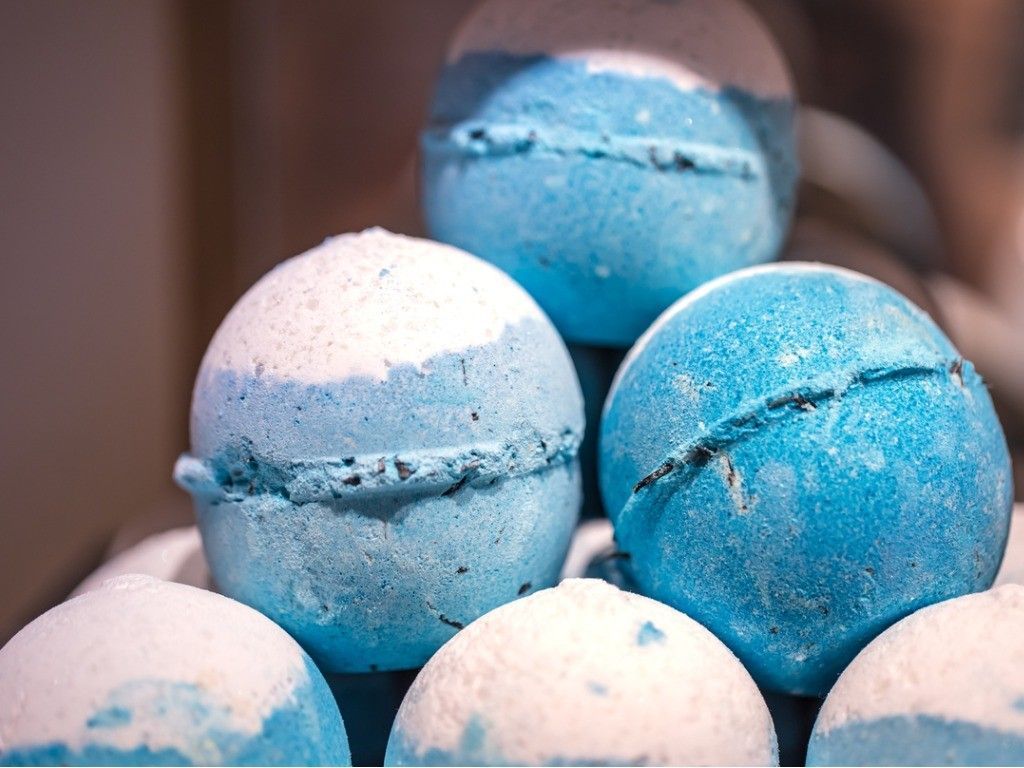 october bath bombs