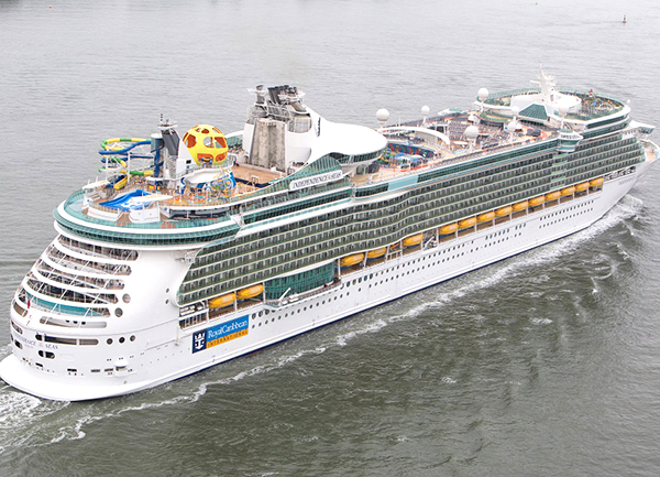 WATCH: Royal Caribbean's Independence of the Seas Homeports at Port ...