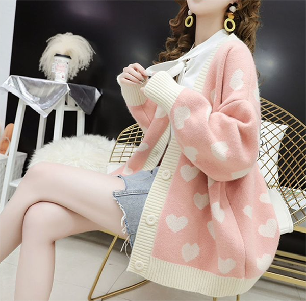 SOFTIE FIT  Pretty girl outfits, Soft girl aesthetic outfit, Kawaii  fashion outfits