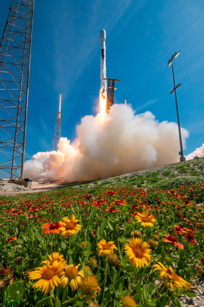 PHOTO GALLERY: SpaceX Falcon 9 Rocket Launches From Cape Canaveral On ...