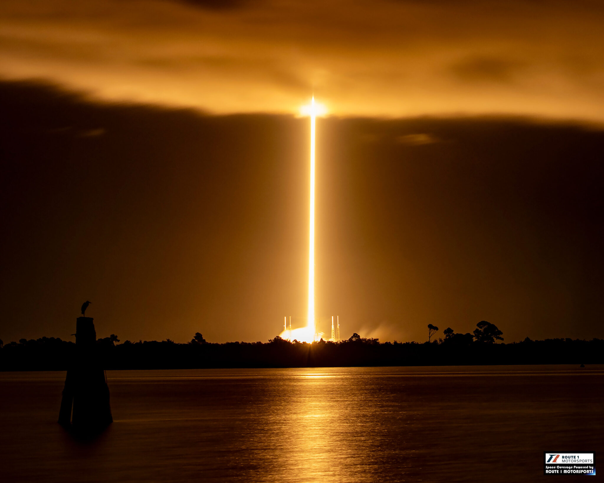 PHOTO OF THE DAY: SpaceX Launches Falcon 9 Rocket from Cape Canaveral ...
