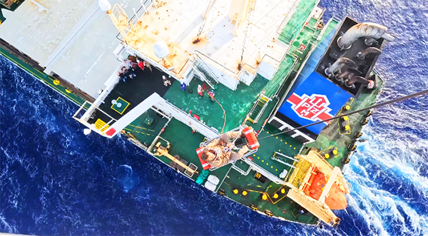 WATCH: U.S. Coast Guard Aircrew Rescue Man Experiencing Medical Emergency From Tanker Off Florida’s East Coast