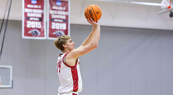 Florida Tech Hits Program’s Second-Most Threes in Lopsided Win Over Tampa