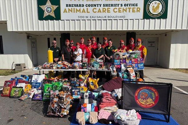 Brevard County Marine Corps League’s Devil Dogs Donate $6,000 in Supplies, Spread Love at Animal Care Center
