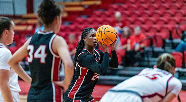 Florida Tech Panthers Punch Ticket to Sunshine State Conference Tournament, Defeat Barry 69-60