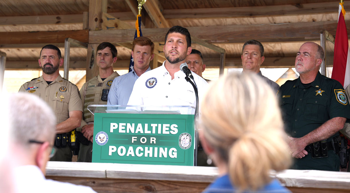 Florida Attorney General James Uthmeier Proposes Enhanced Penalties for Poaching Near Florida Homes