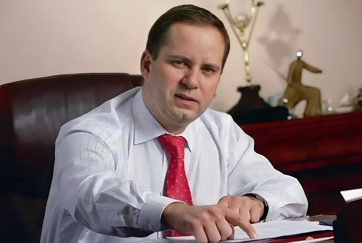 Valery Miroshnikov co-authored the federal law establishing Russia's deposit insurance system